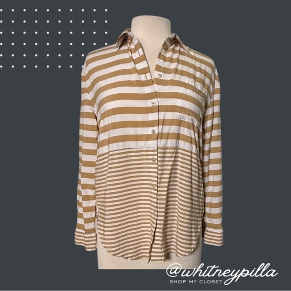Jane + Delancey blouse lightweight button down top tan white Stripe small